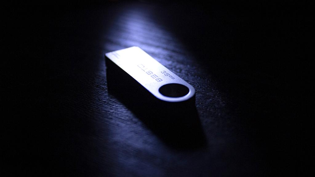 Premium service consultation icon