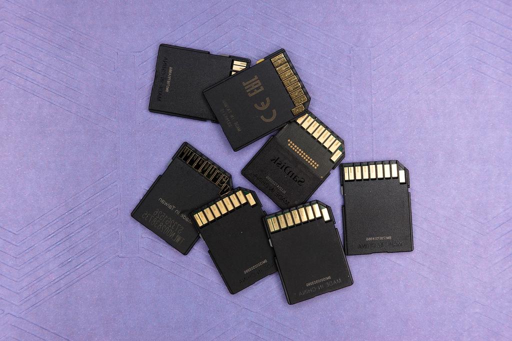 Digital documents and file formats visualization